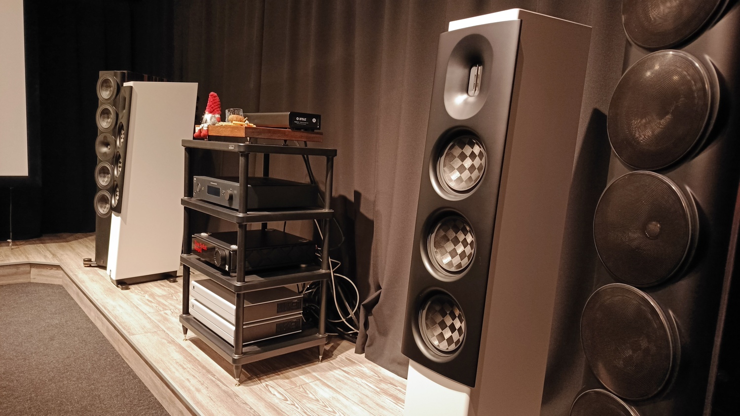 Датская формула звука: как система Axxess и Ansuz создаёт музыку без единого компромисса